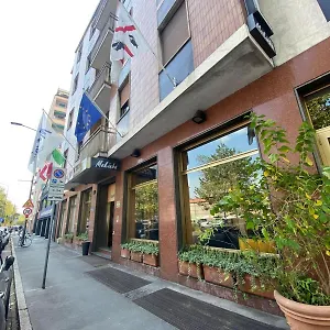 santambroeus.italymilanhotels.net/